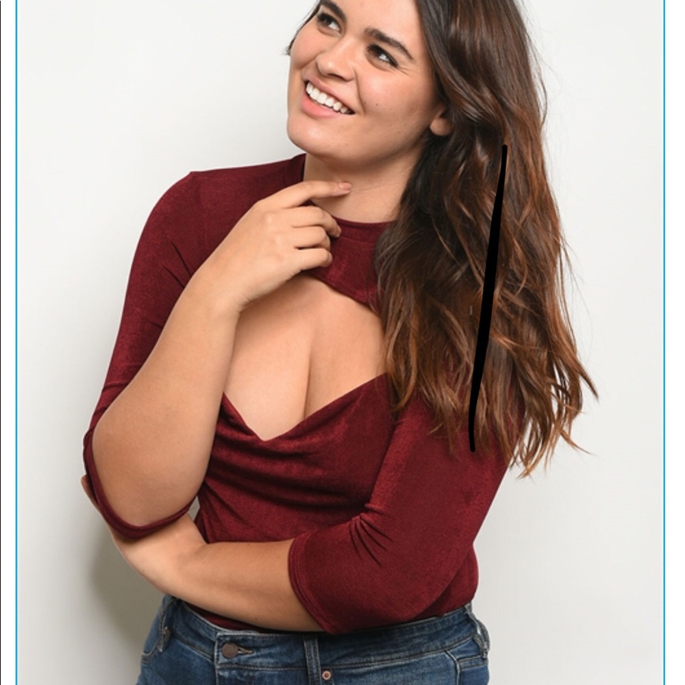 Plus Size 1X 2X 3X🏆HP🏆keyhole neckline bodysuit